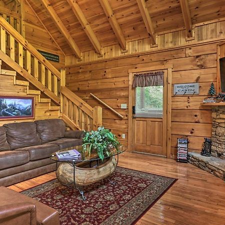 Gatlinburg Mountainside Escape With Deck And Hot Tub! Villa ภายนอก รูปภาพ