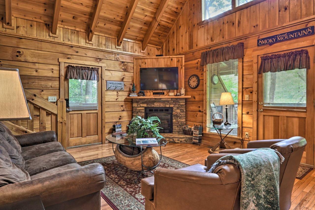 Gatlinburg Mountainside Escape With Deck And Hot Tub! Villa ภายนอก รูปภาพ